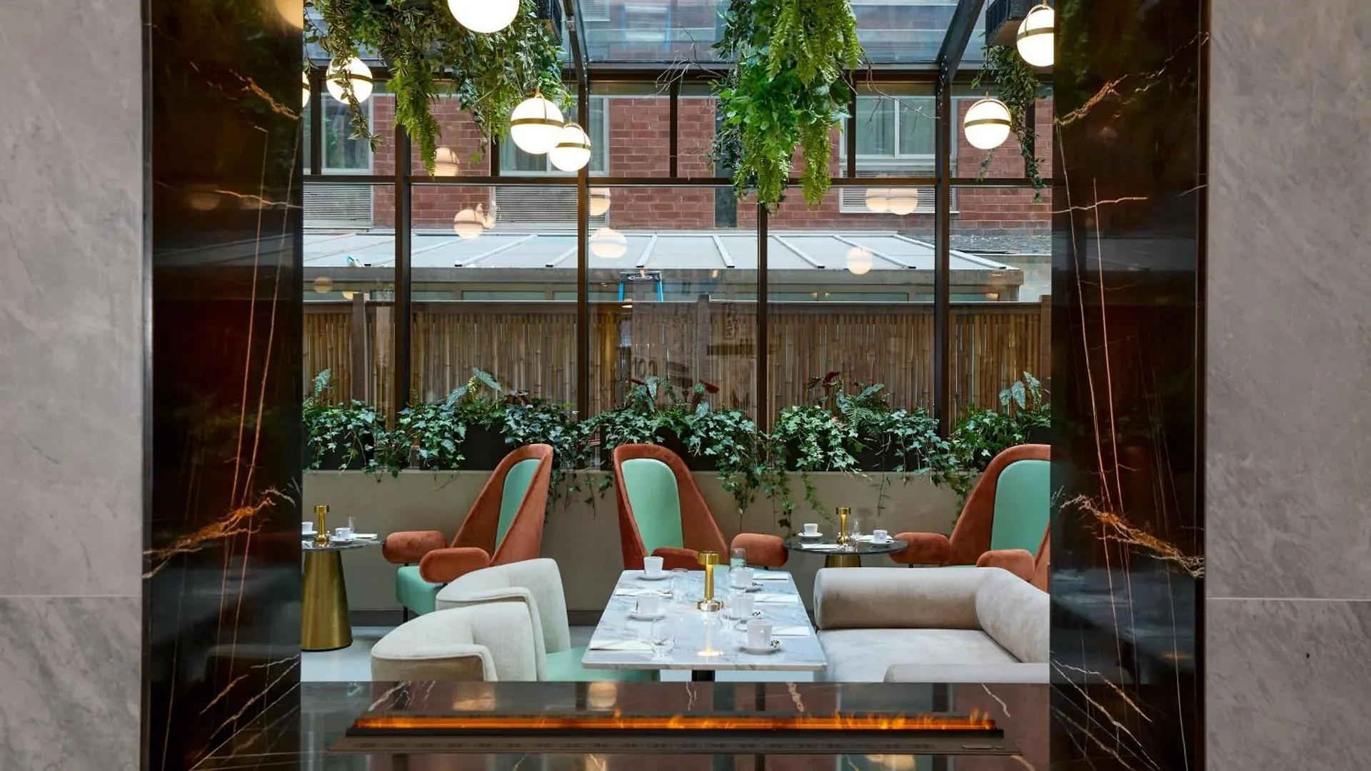Delta Hotels By Marriott New York Times Square 4*,